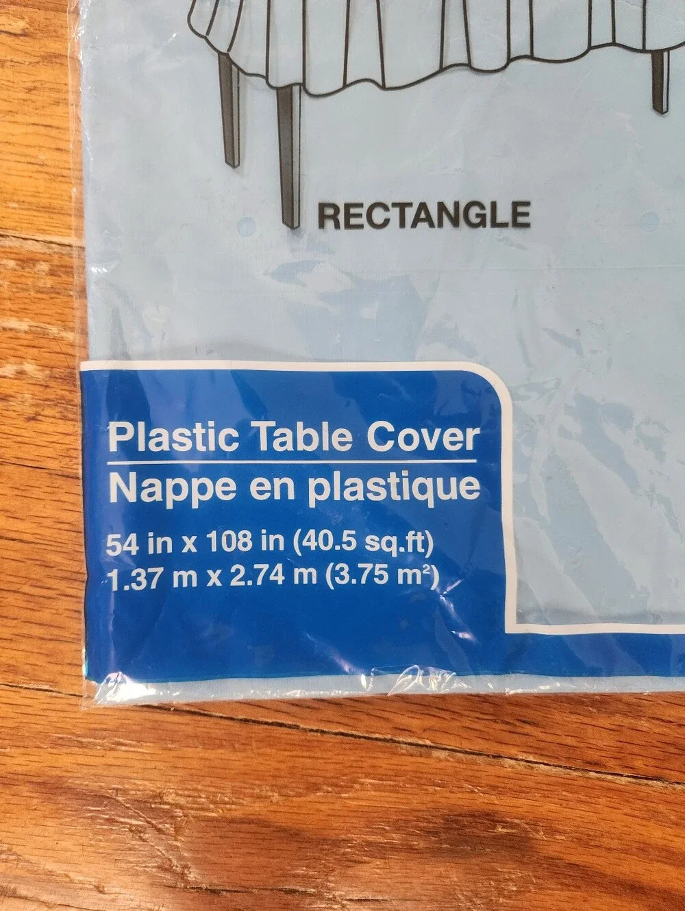 🎉 NWT: Throw Away Table Covers
